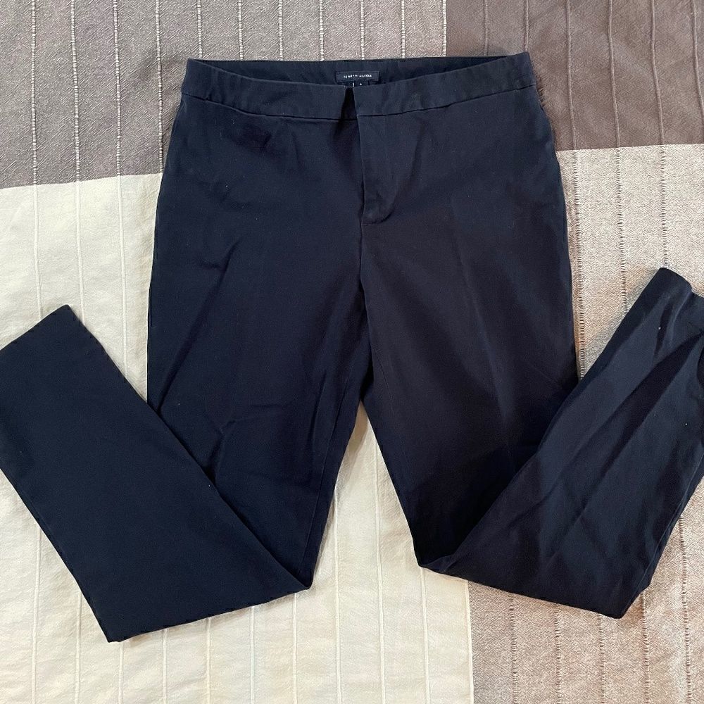 Tommy Hilfiger navy ankle pants
